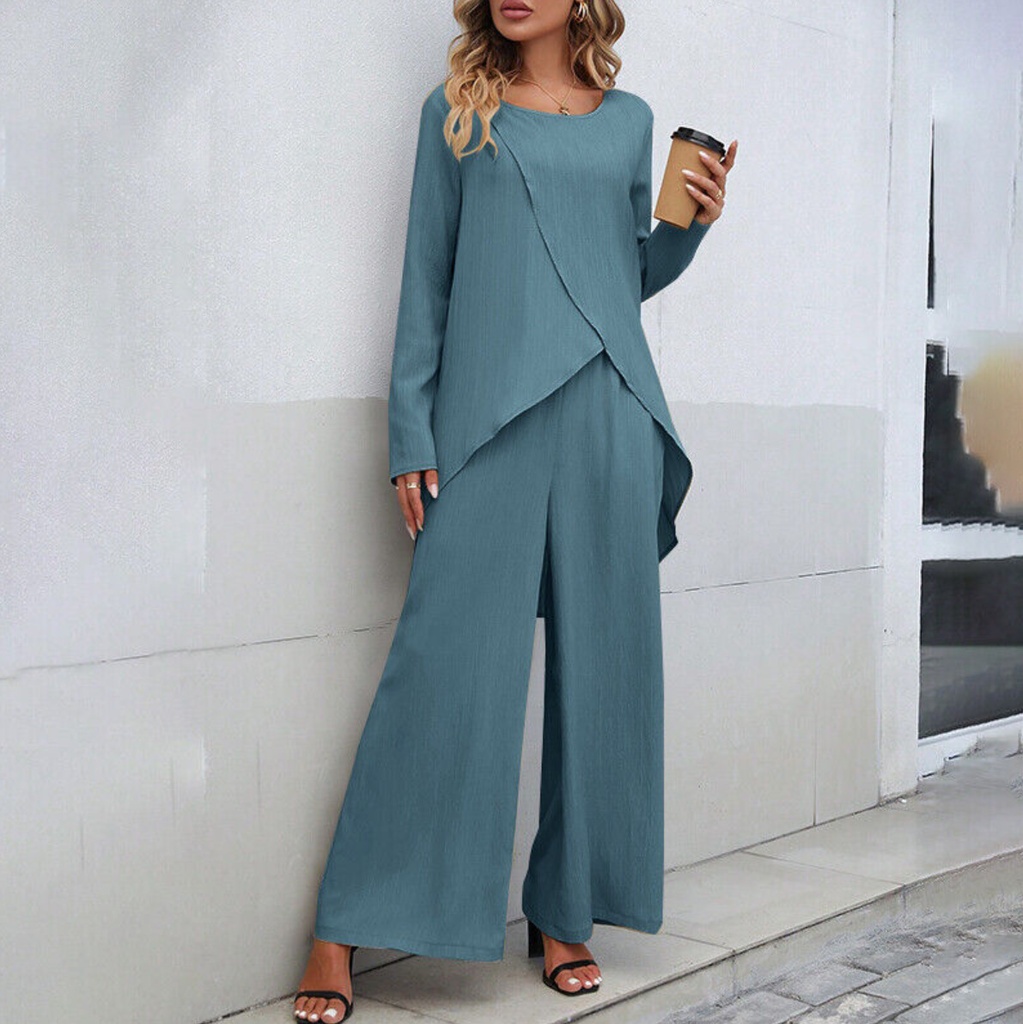 Elegant women’s two-piece set with top and trousers