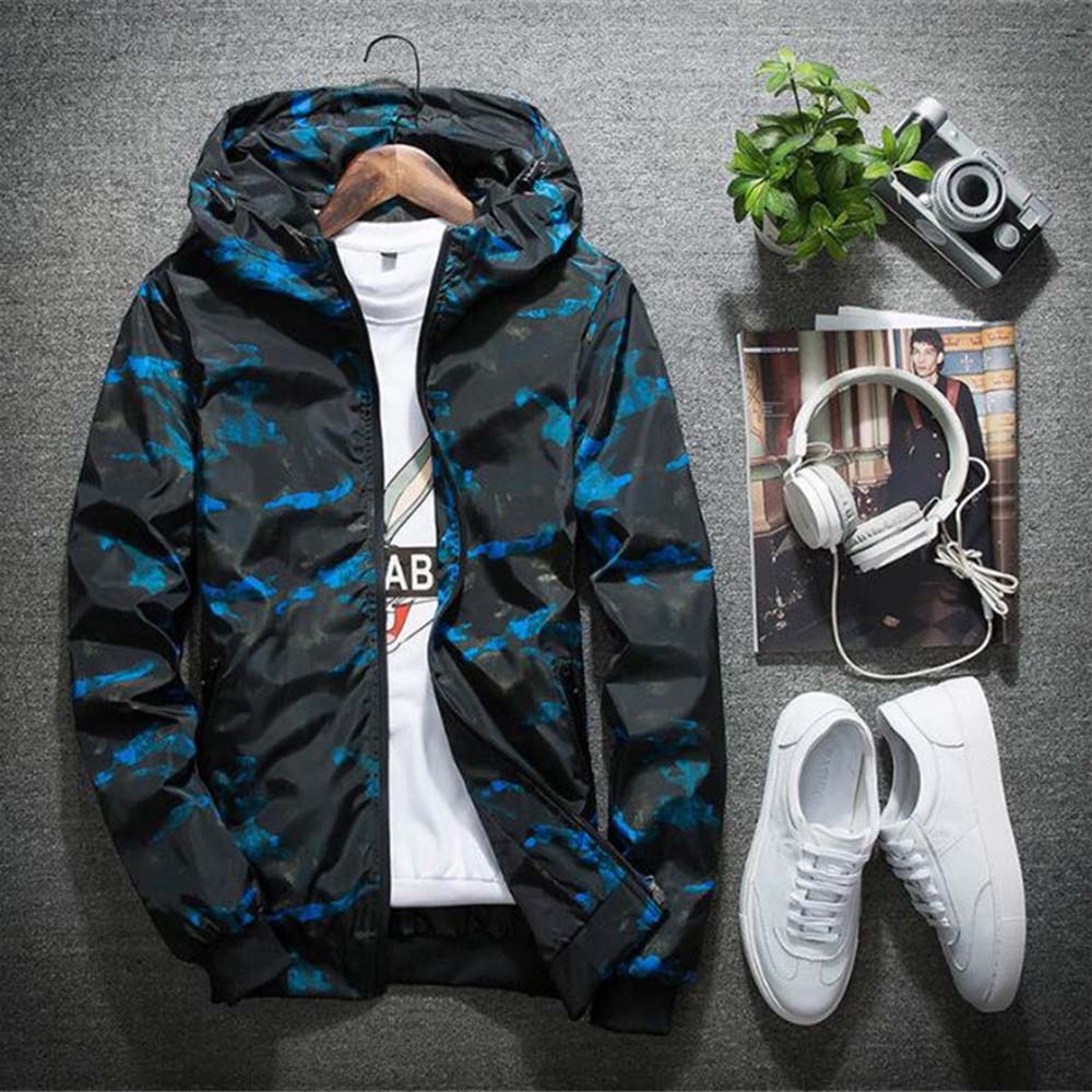 A practical, modern hooded camouflage jacket