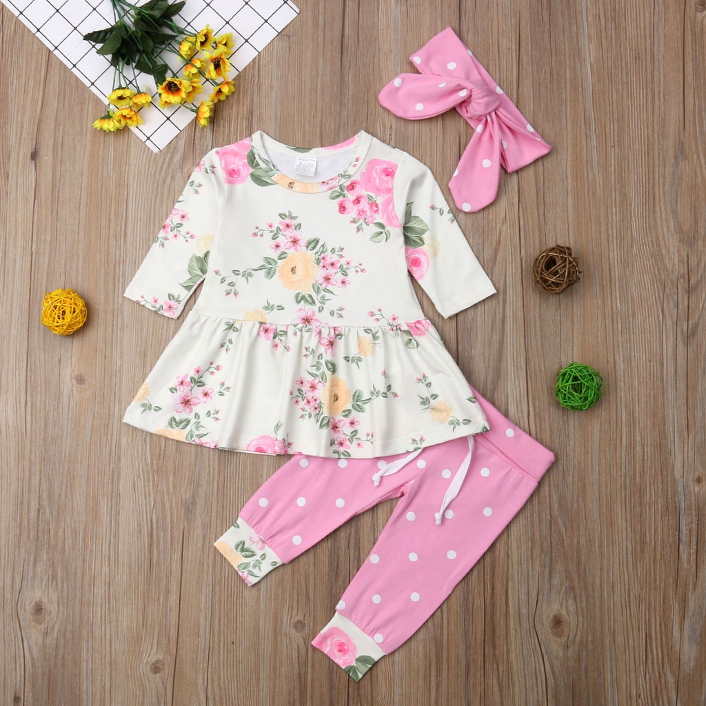 Three-piece set of polka dots