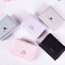 Women's wallet with an elegant and modern design, combining simplicity and casual style