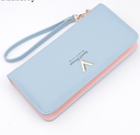 Women's wallet with an elegant design that combines luxury and functionality 