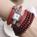 ساعة كوارتز مع سوار على بتصميم أنيق