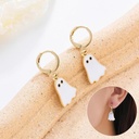 Circular earrings with a modern design, perfect for adding an elegant touch to your look