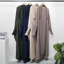 A casual dress with a long and elegant cut, comes with a headscarf in a solid color