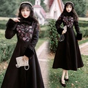 Vintage Women's Fur Collar Embroidered Woolen Coat